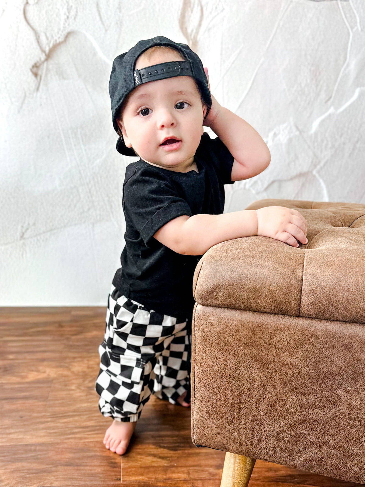 BLACK & WHITE CHECKERED • CARGO SWEATPANTS: 12/18m