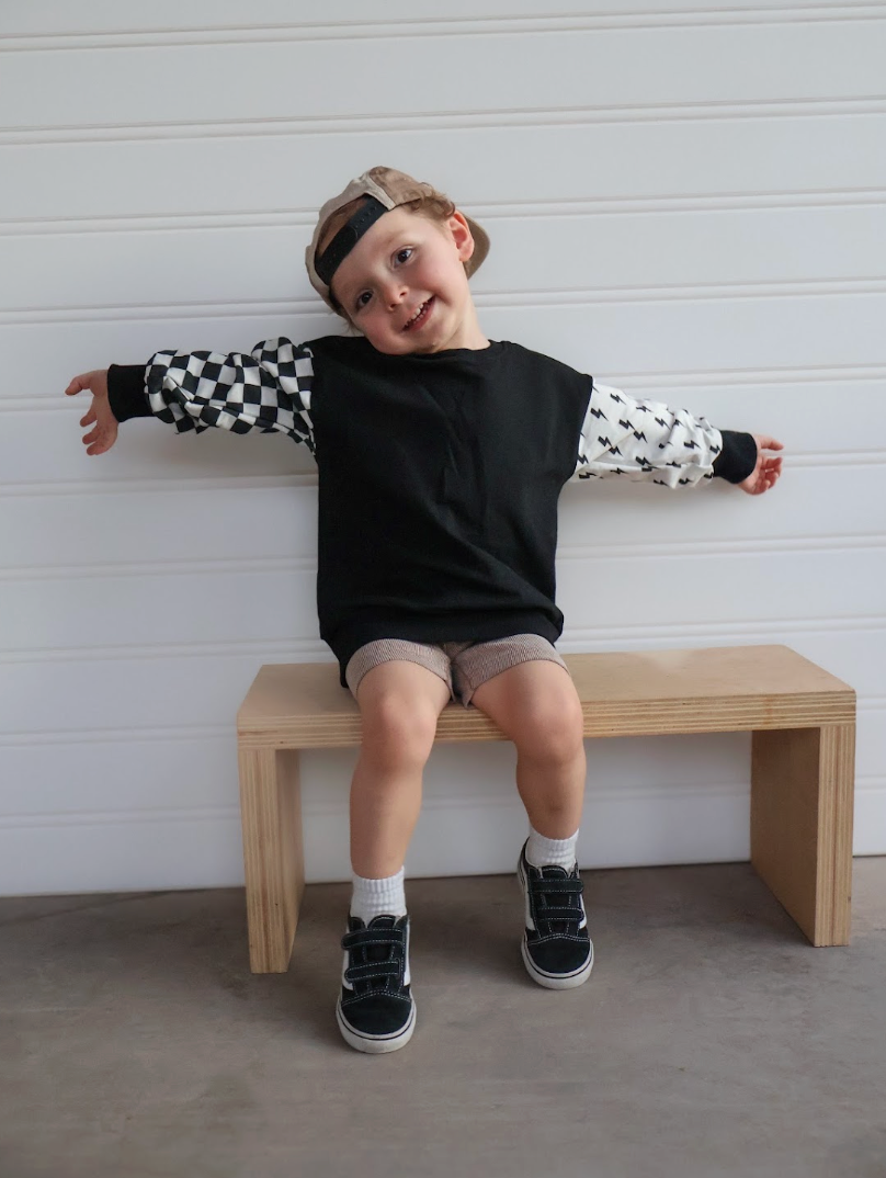 RAD • CREWNECK • CHECKERED + BOLTS: 12/18m